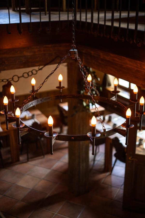 Peanut Medieval Lodge Saint-Ursanne Εξωτερικό φωτογραφία