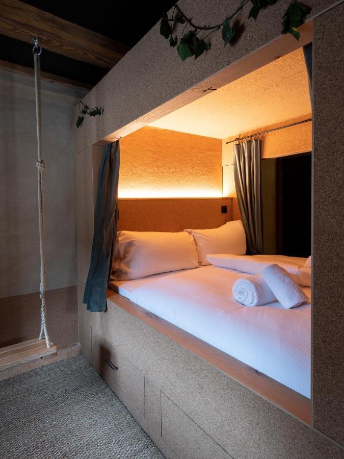 Peanut Medieval Lodge Saint-Ursanne Εξωτερικό φωτογραφία